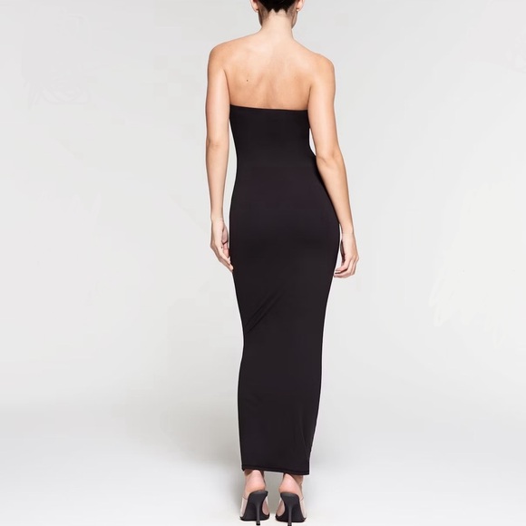 SKIMS Black Tube Dress - Picture 2 of 7